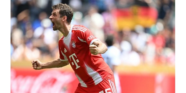 FC Bayern München teki 10 maalia yhdessä ottelussa FC Bayern München teki 10 maalia yhdessä ottelussa